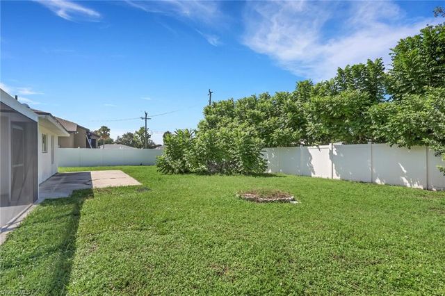 105 SE 44th TER, Cape Coral, FL 33904