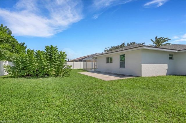105 SE 44th TER, Cape Coral, FL 33904