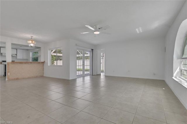 105 SE 44th TER, Cape Coral, FL 33904