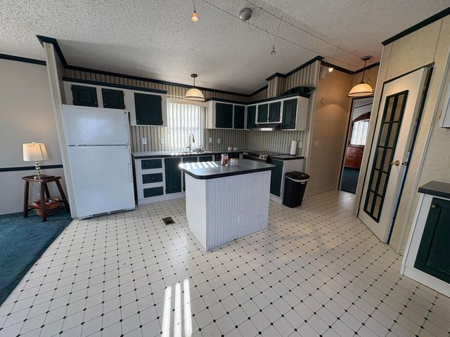 453 Savanah Road, Crane, MO 65633