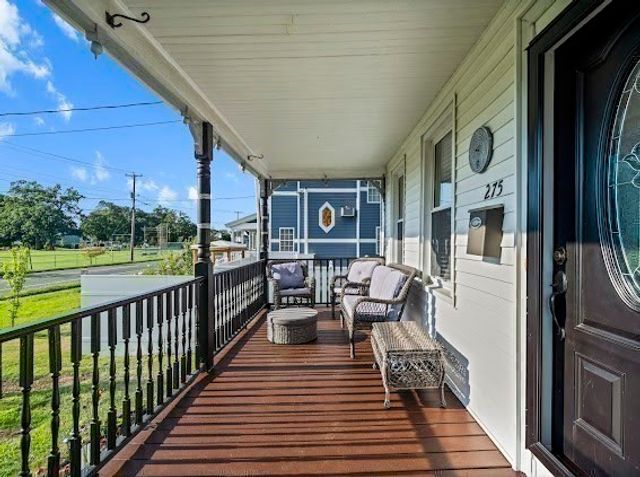 275 Broadway St, Chicopee, MA 01020