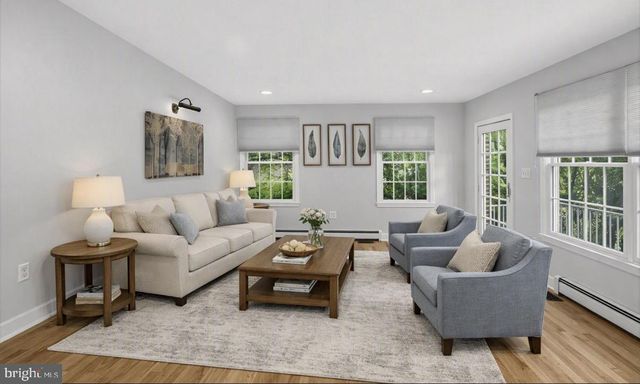 106 N BEAUMONT AVE, Catonsville, MD 21228