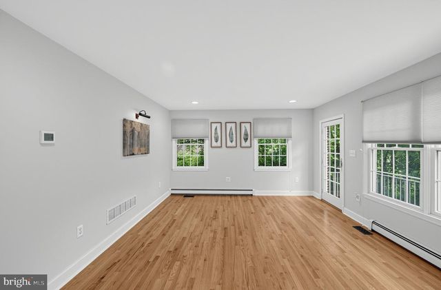 106 N BEAUMONT AVE, Catonsville, MD 21228