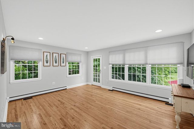106 N BEAUMONT AVE, Catonsville, MD 21228