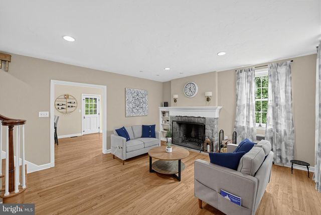 106 N BEAUMONT AVE, Catonsville, MD 21228