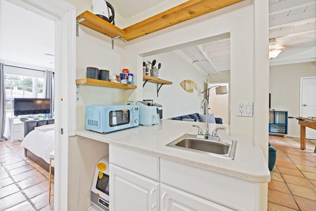 400 45TH Street, West Palm Beach, FL 33407