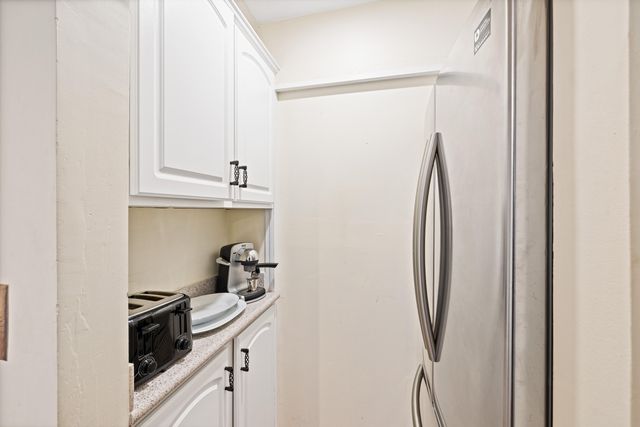 400 45TH Street, West Palm Beach, FL 33407