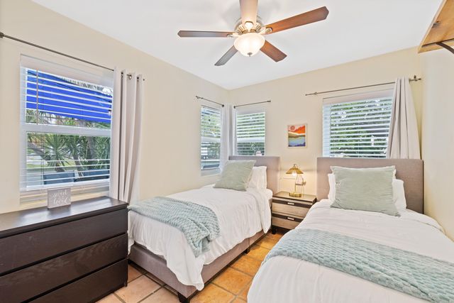 400 45TH Street, West Palm Beach, FL 33407