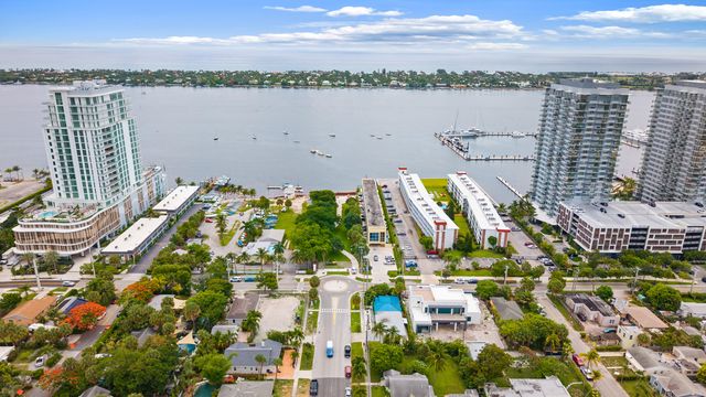 400 45TH Street, West Palm Beach, FL 33407