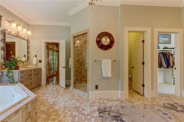 4501 Kendale Road, High Point, NC 27265