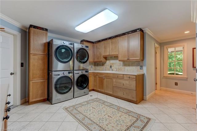 4501 Kendale Road, High Point, NC 27265