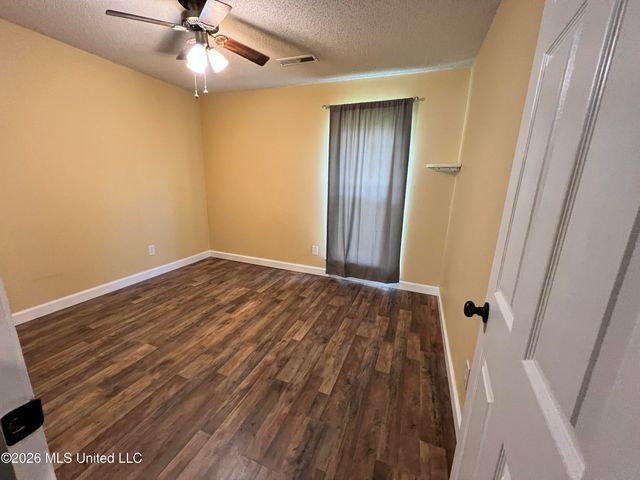 7106 Maplewood Cove, Olive Branch, MS 38654