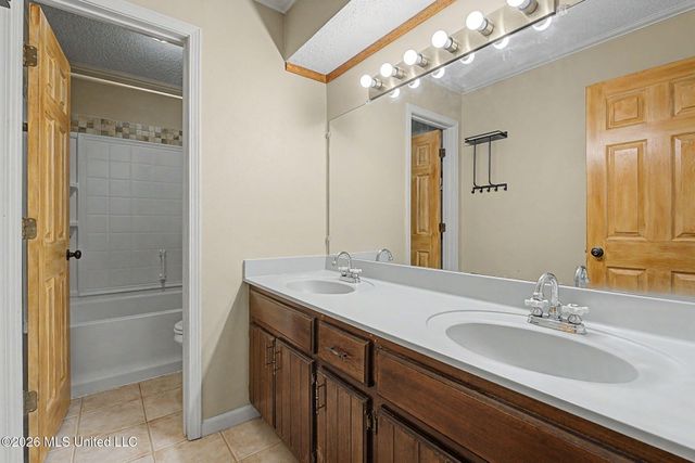 7106 Maplewood Cove, Olive Branch, MS 38654