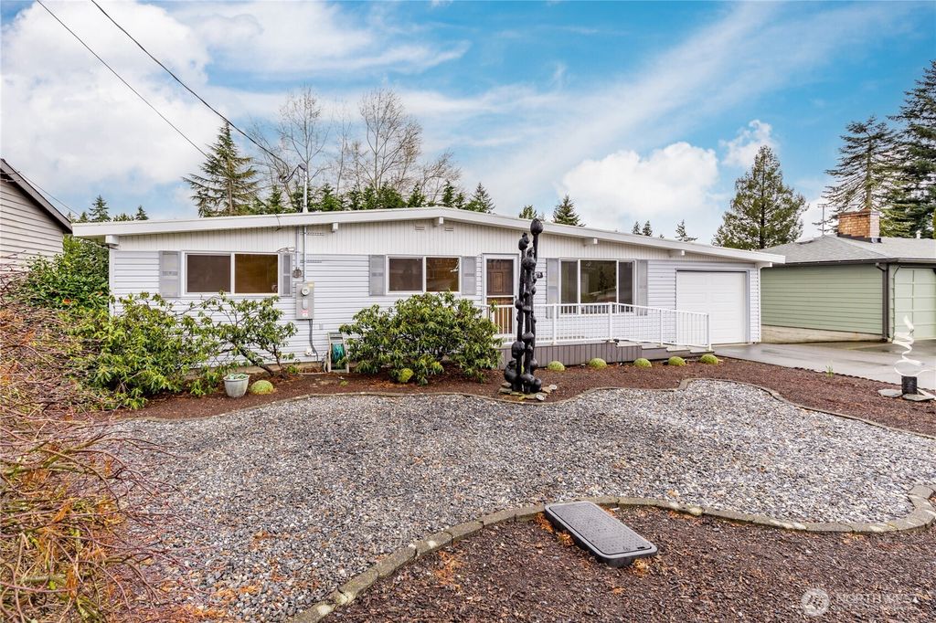 12621 SE 158th Street, Renton, WA 98058