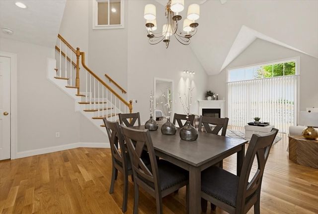 10 Charnstaff Ln 202, Billerica, MA 01821