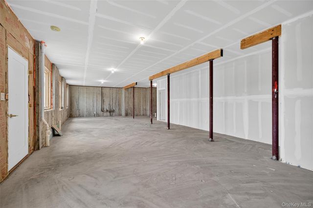 27 Union Transfer, Monroe, NY 10950