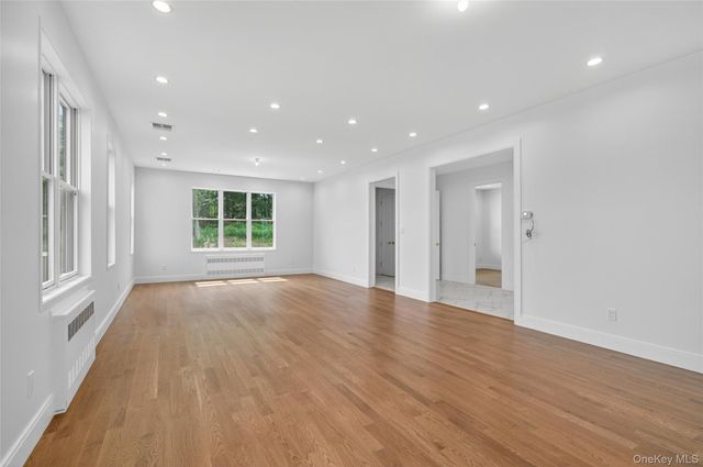 27 Union Transfer, Monroe, NY 10950