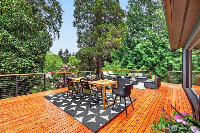 12745 10th Avenue NE, Seattle, WA 98125