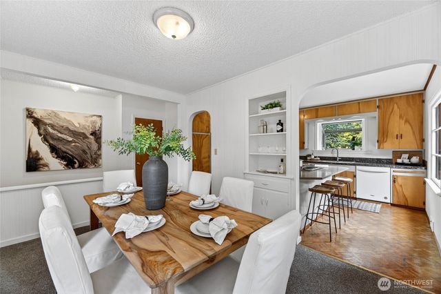 12745 10th Avenue NE, Seattle, WA 98125