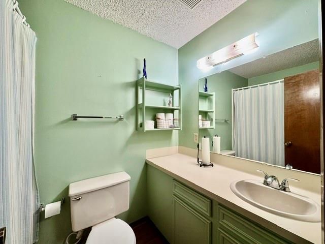 1347 Cardinal Lane, Trinity, TX 75862