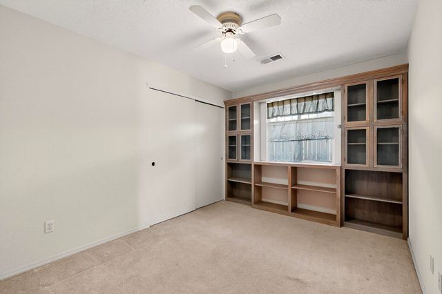 6908 Gabbro Avenue NE, Albuquerque, NM 87113