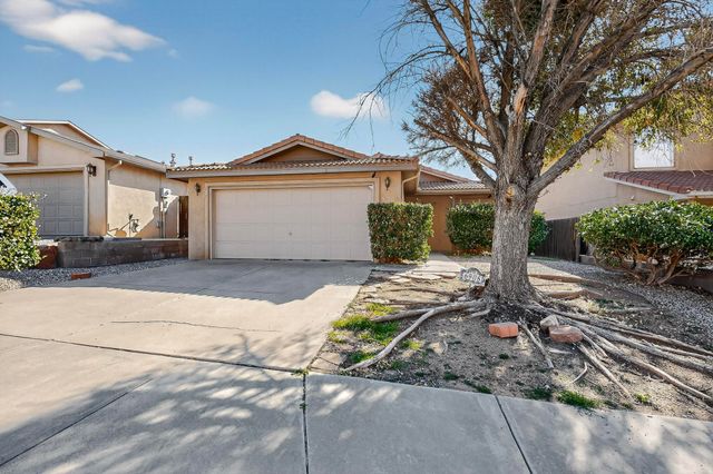 6908 Gabbro Avenue NE, Albuquerque, NM 87113