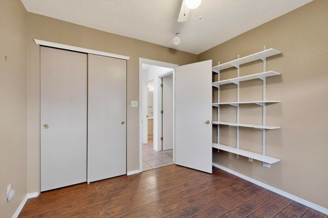 6908 Gabbro Avenue NE, Albuquerque, NM 87113