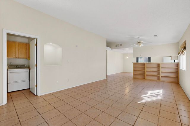 6908 Gabbro Avenue NE, Albuquerque, NM 87113