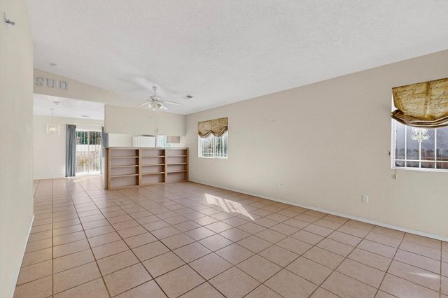 6908 Gabbro Avenue NE, Albuquerque, NM 87113