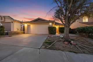 6908 Gabbro Avenue NE, Albuquerque, NM 87113