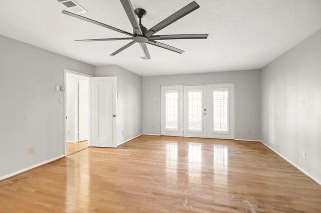 1134 Chestnut Ridge Road, Houston, TX 77339