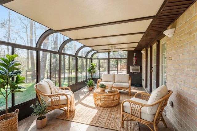 1134 Chestnut Ridge Road, Houston, TX 77339