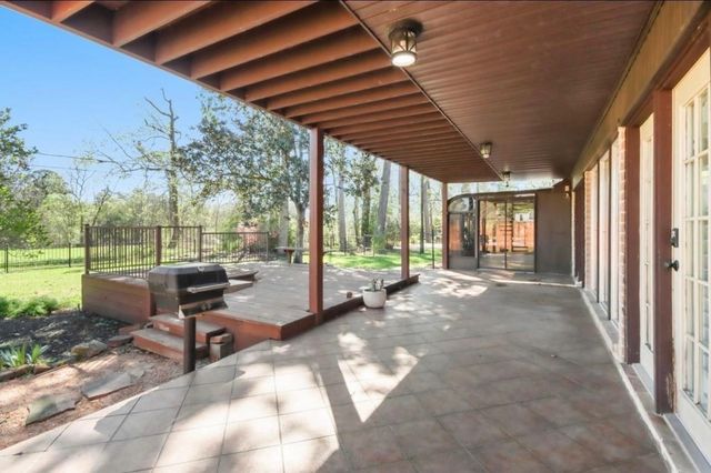 1134 Chestnut Ridge Road, Houston, TX 77339