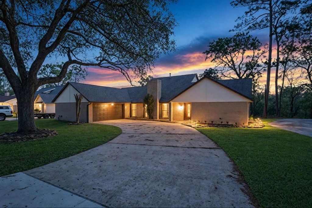 1134 Chestnut Ridge Road, Houston, TX 77339