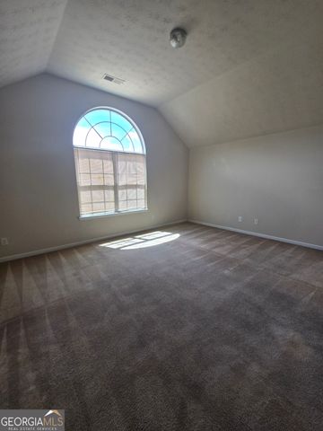 5636 One Lake Way, Atlanta, GA 30349