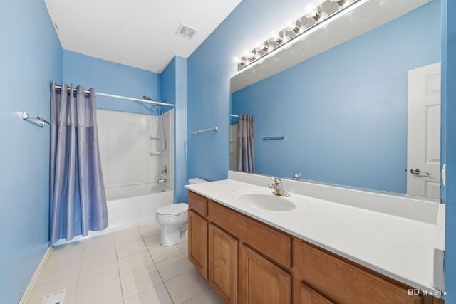 8222 Tremont Lane, Joliet, IL 60431