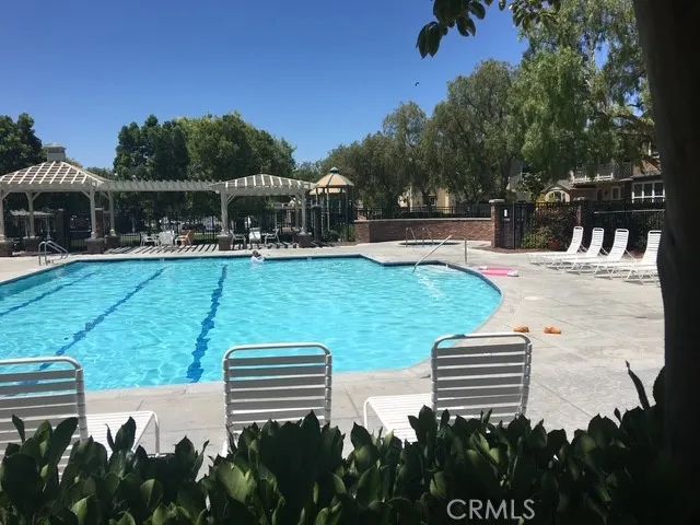 284 Tustin Field Drive, Tustin, CA 92782