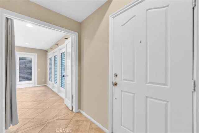 284 Tustin Field Drive, Tustin, CA 92782