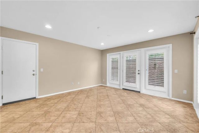 284 Tustin Field Drive, Tustin, CA 92782
