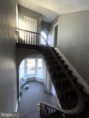 66 W QUEEN ST, Chambersburg, PA 17201