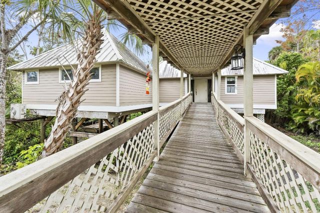 4856 River Place, Fort Pierce, FL 34982