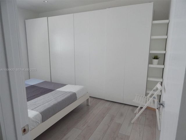 831 10th St 102, Miami Beach, FL 33139