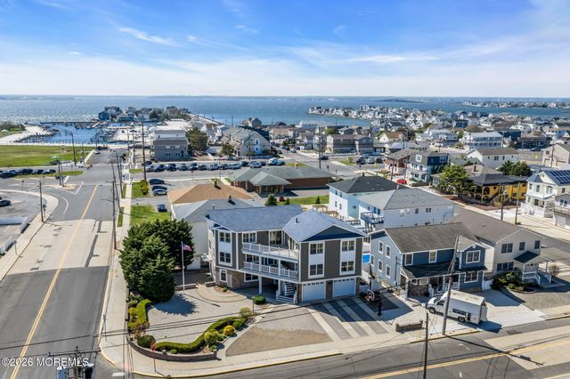 56 J Street, Seaside Park, NJ 08752