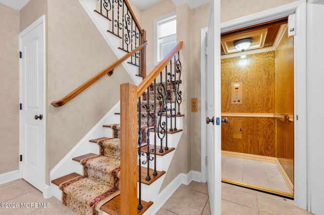 56 J Street, Seaside Park, NJ 08752