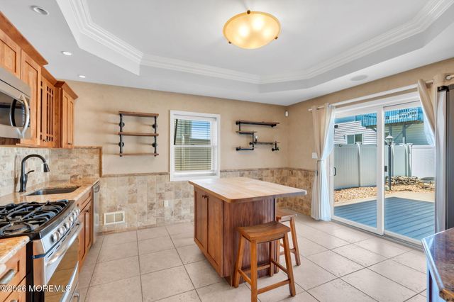 56 J Street, Seaside Park, NJ 08752