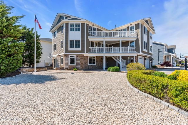 56 J Street, Seaside Park, NJ 08752