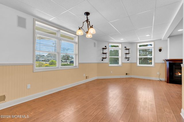 56 J Street, Seaside Park, NJ 08752