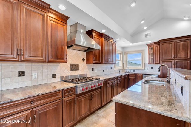 56 J Street, Seaside Park, NJ 08752
