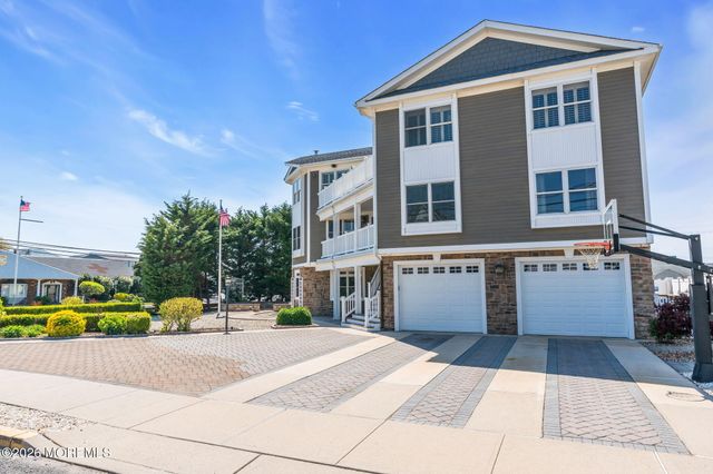 56 J Street, Seaside Park, NJ 08752