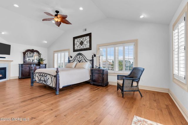 56 J Street, Seaside Park, NJ 08752